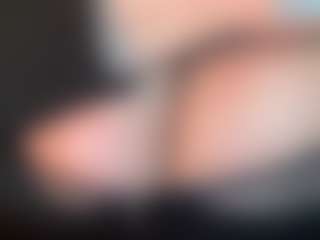 thickfreakylatina's Live Sex Cam Show