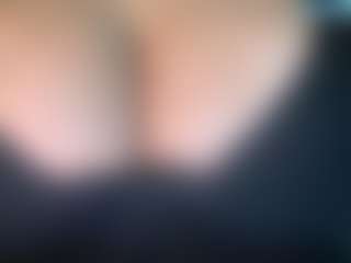 thickfreakylatina's Live Sex Cam Show