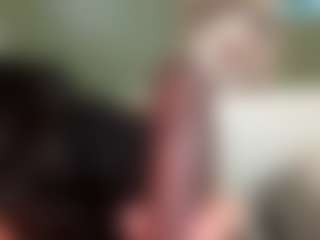 thickfreakylatina's Live Sex Cam Show