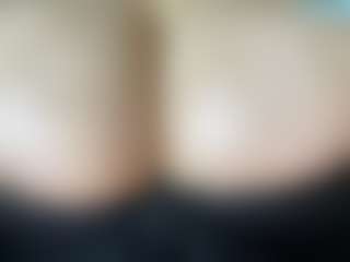 thickfreakylatina's Live Sex Cam Show