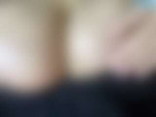 thickfreakylatina's Live Sex Cam Show