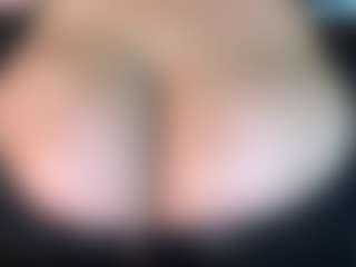 thickfreakylatina's Live Sex Cam Show