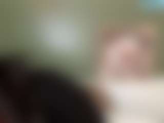 thickfreakylatina's Live Sex Cam Show