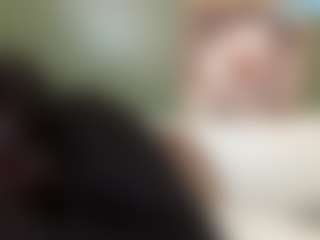 thickfreakylatina's Live Sex Cam Show