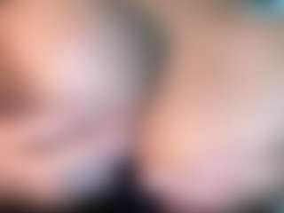 thickfreakylatina's Live Sex Cam Show