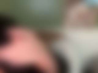 thickfreakylatina's Live Sex Cam Show