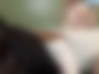 thickfreakylatina's Live Sex Cam Show