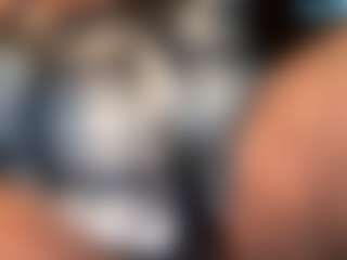 thickfreakylatina's Live Sex Cam Show