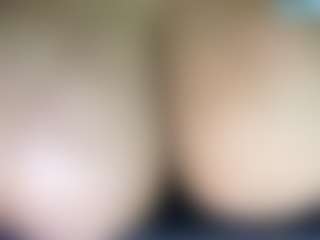 thickfreakylatina's Live Sex Cam Show