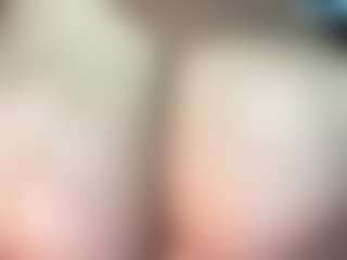 thickfreakylatina's Live Sex Cam Show