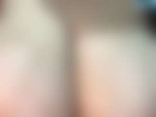 thickfreakylatina's Live Sex Cam Show