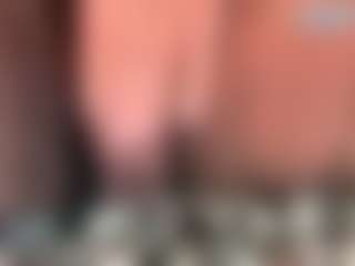thickfreakylatina's Live Sex Cam Show