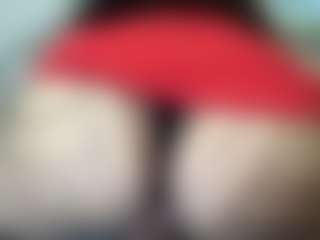 thickfreakylatina's Live Sex Cam Show