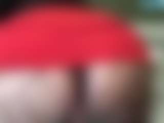 thickfreakylatina's Live Sex Cam Show