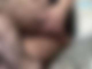thickfreakylatina's Live Sex Cam Show
