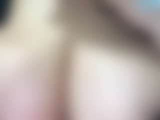 thickfreakylatina's Live Sex Cam Show