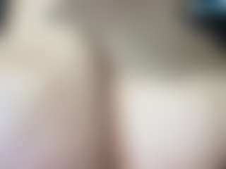 thickfreakylatina's Live Sex Cam Show