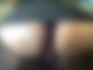 thickfreakylatina's Live Sex Cam Show