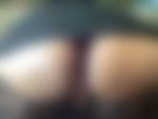 thickfreakylatina's Live Sex Cam Show