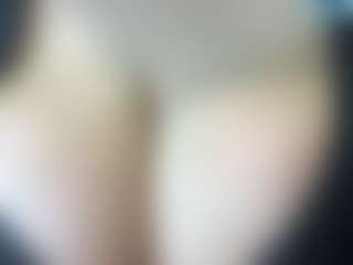 thickfreakylatina's Live Sex Cam Show
