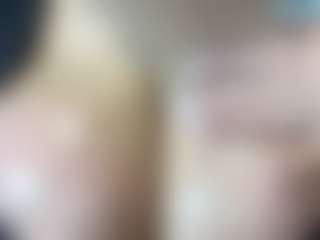 thickfreakylatina's Live Sex Cam Show
