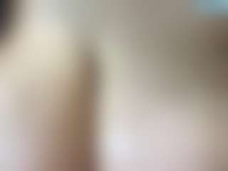 thickfreakylatina's Live Sex Cam Show