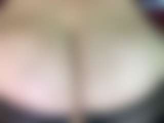 thickfreakylatina's Live Sex Cam Show