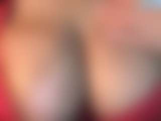 thickfreakylatina's Live Sex Cam Show