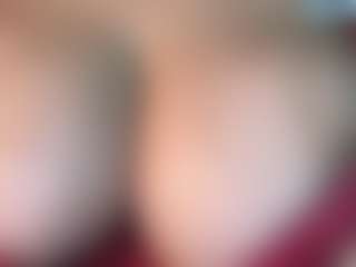 thickfreakylatina's Live Sex Cam Show