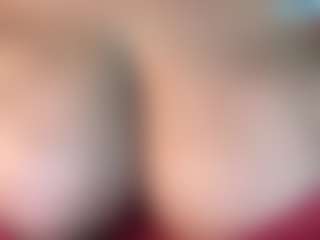 thickfreakylatina's Live Sex Cam Show