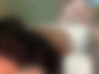 thickfreakylatina's Live Sex Cam Show