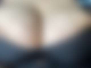 thickfreakylatina's Live Sex Cam Show