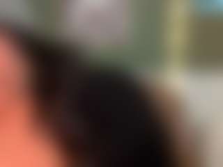 thickfreakylatina's Live Sex Cam Show