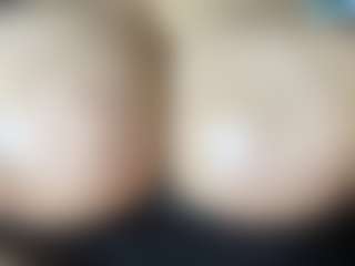 thickfreakylatina's Live Sex Cam Show