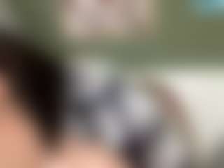 thickfreakylatina's Live Sex Cam Show