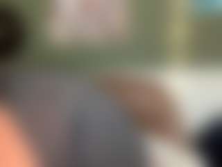 thickfreakylatina's Live Sex Cam Show