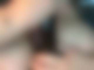 thickfreakylatina's Live Sex Cam Show