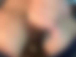 thickfreakylatina's Live Sex Cam Show