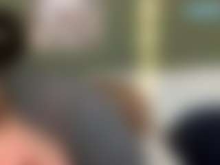 thickfreakylatina's Live Sex Cam Show