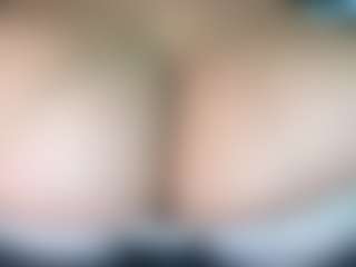 thickfreakylatina's Live Sex Cam Show