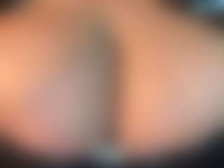 thickfreakylatina's Live Sex Cam Show