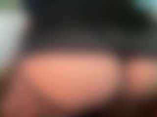thickfreakylatina's Live Sex Cam Show