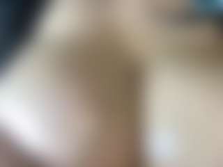 thickfreakylatina's Live Sex Cam Show