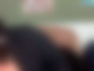 thickfreakylatina's Live Sex Cam Show