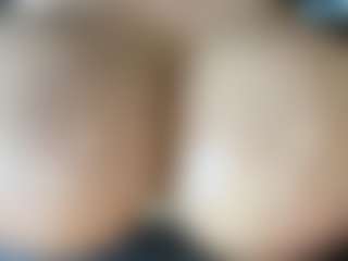 thickfreakylatina's Live Sex Cam Show