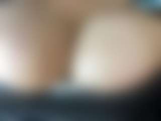 thickfreakylatina's Live Sex Cam Show