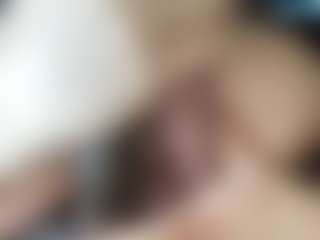 thickfreakylatina's Live Sex Cam Show