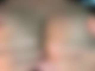 thickfreakylatina's Live Sex Cam Show