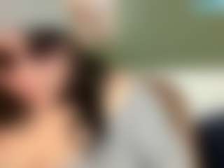 thickfreakylatina's Live Sex Cam Show