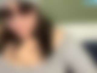 thickfreakylatina's Live Sex Cam Show